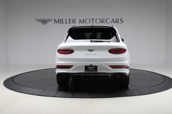 Used 2025 Bentley Bentayga EWB Azure V8 for sale $255,900 at Maserati of Greenwich in Greenwich CT 06830 4