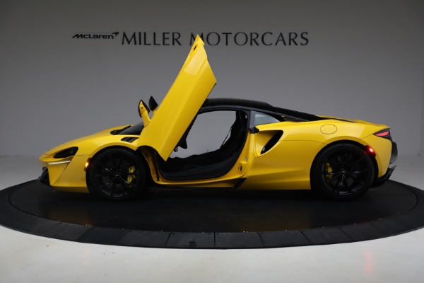 Used 2024 McLaren Artura for sale $193,900 at Maserati of Greenwich in Greenwich CT 06830 15