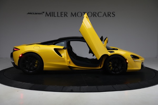 Used 2024 McLaren Artura for sale $193,900 at Maserati of Greenwich in Greenwich CT 06830 19