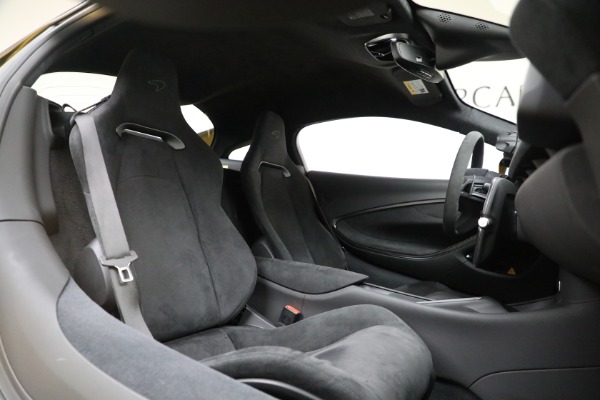 Used 2024 McLaren Artura for sale $193,900 at Maserati of Greenwich in Greenwich CT 06830 24