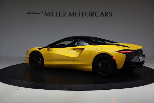 Used 2024 McLaren Artura for sale $193,900 at Maserati of Greenwich in Greenwich CT 06830 4