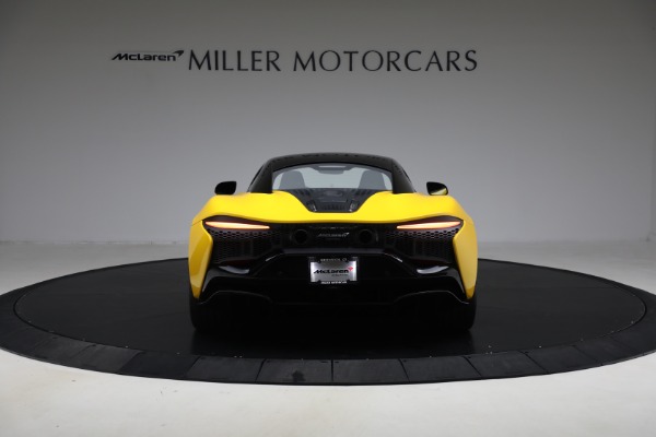 Used 2024 McLaren Artura for sale $193,900 at Maserati of Greenwich in Greenwich CT 06830 6