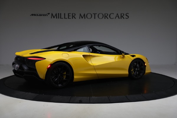 Used 2024 McLaren Artura for sale $193,900 at Maserati of Greenwich in Greenwich CT 06830 8
