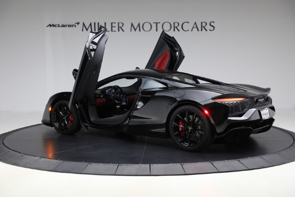 Used 2024 McLaren Artura TechLux for sale $196,900 at Maserati of Greenwich in Greenwich CT 06830 16