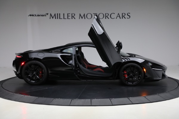 Used 2024 McLaren Artura TechLux for sale $196,900 at Maserati of Greenwich in Greenwich CT 06830 19