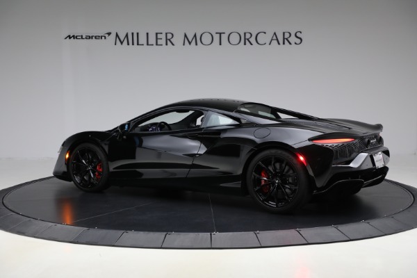 Used 2024 McLaren Artura TechLux for sale $196,900 at Maserati of Greenwich in Greenwich CT 06830 4