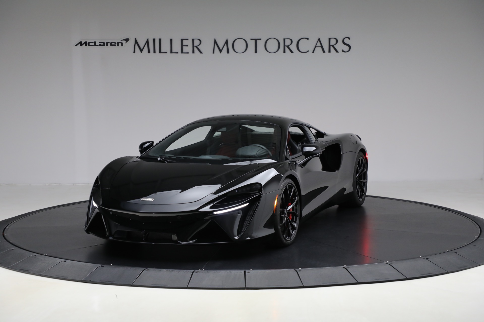 Used 2024 McLaren Artura TechLux for sale $196,900 at Maserati of Greenwich in Greenwich CT 06830 1