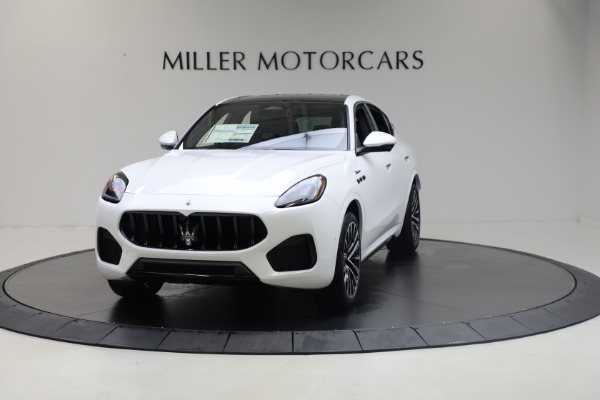 Used 2025 Maserati Grecale Modena for sale $61,116 at Maserati of Greenwich in Greenwich CT 06830 12