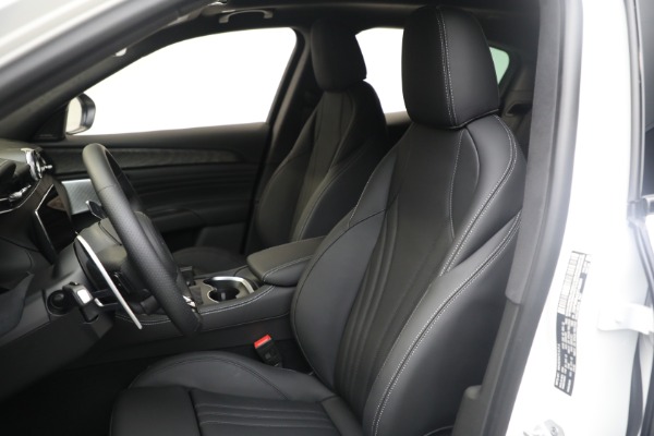Used 2025 Maserati Grecale Modena for sale $61,116 at Maserati of Greenwich in Greenwich CT 06830 13