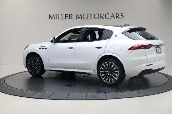 Used 2025 Maserati Grecale Modena for sale $61,116 at Maserati of Greenwich in Greenwich CT 06830 3