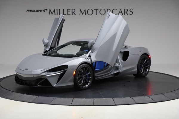 Used 2023 McLaren Artura for sale $184,900 at Maserati of Greenwich in Greenwich CT 06830 14