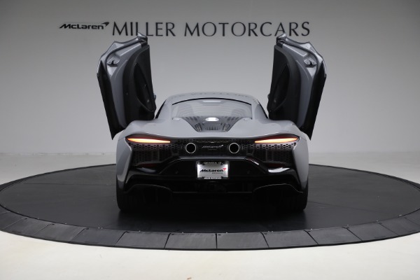 Used 2023 McLaren Artura for sale $184,900 at Maserati of Greenwich in Greenwich CT 06830 17