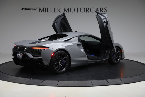 Used 2023 McLaren Artura for sale $184,900 at Maserati of Greenwich in Greenwich CT 06830 18