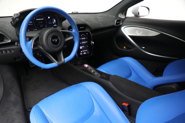Used 2023 McLaren Artura for sale $184,900 at Maserati of Greenwich in Greenwich CT 06830 23