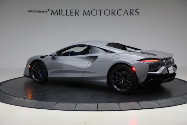 Used 2023 McLaren Artura for sale $184,900 at Maserati of Greenwich in Greenwich CT 06830 4