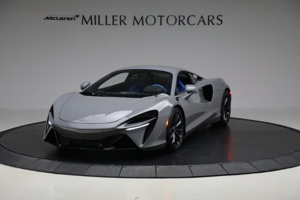 Used 2023 McLaren Artura for sale $184,900 at Maserati of Greenwich in Greenwich CT 06830 1