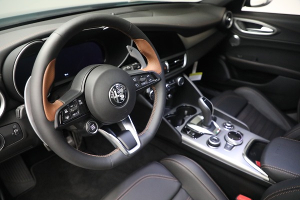New 2025 Alfa Romeo Giulia Intensa for sale Sold at Maserati of Greenwich in Greenwich CT 06830 17