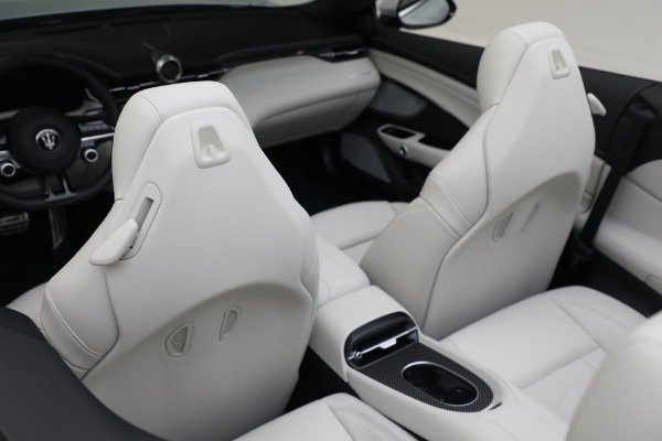 New 2026 Maserati GranCabrio Modena for sale $165,455 at Maserati of Greenwich in Greenwich CT 06830 24