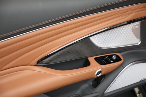 New 2026 Maserati GranCabrio Trofeo for sale $204,195 at Maserati of Greenwich in Greenwich CT 06830 21