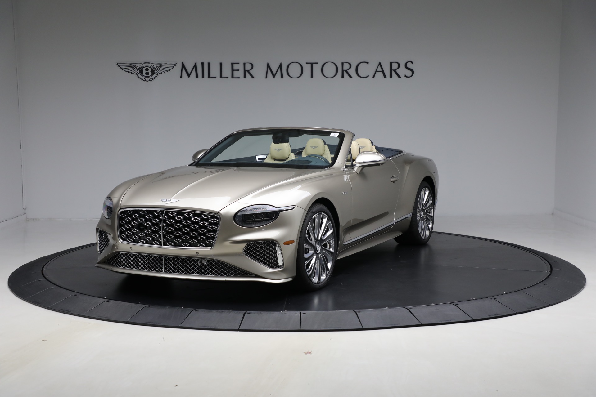 New 2026 Bentley Continental GTC Mulliner for sale $446,155 at Maserati of Greenwich in Greenwich CT 06830 1