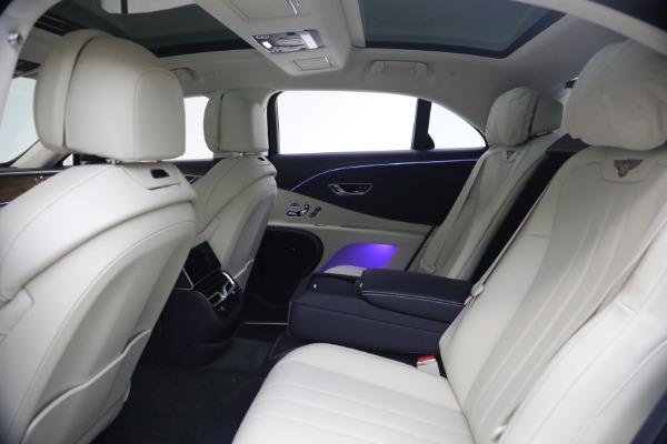 New 2026 Bentley Flying Spur for sale $281,720 at Maserati of Greenwich in Greenwich CT 06830 19