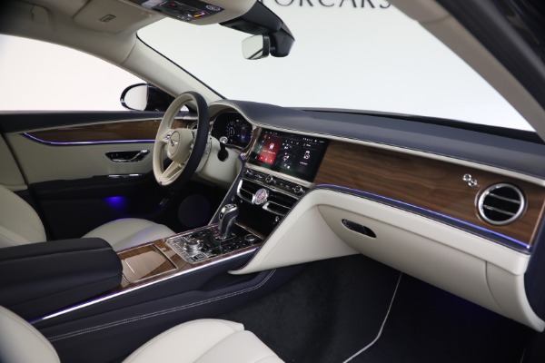 New 2026 Bentley Flying Spur for sale $281,720 at Maserati of Greenwich in Greenwich CT 06830 22