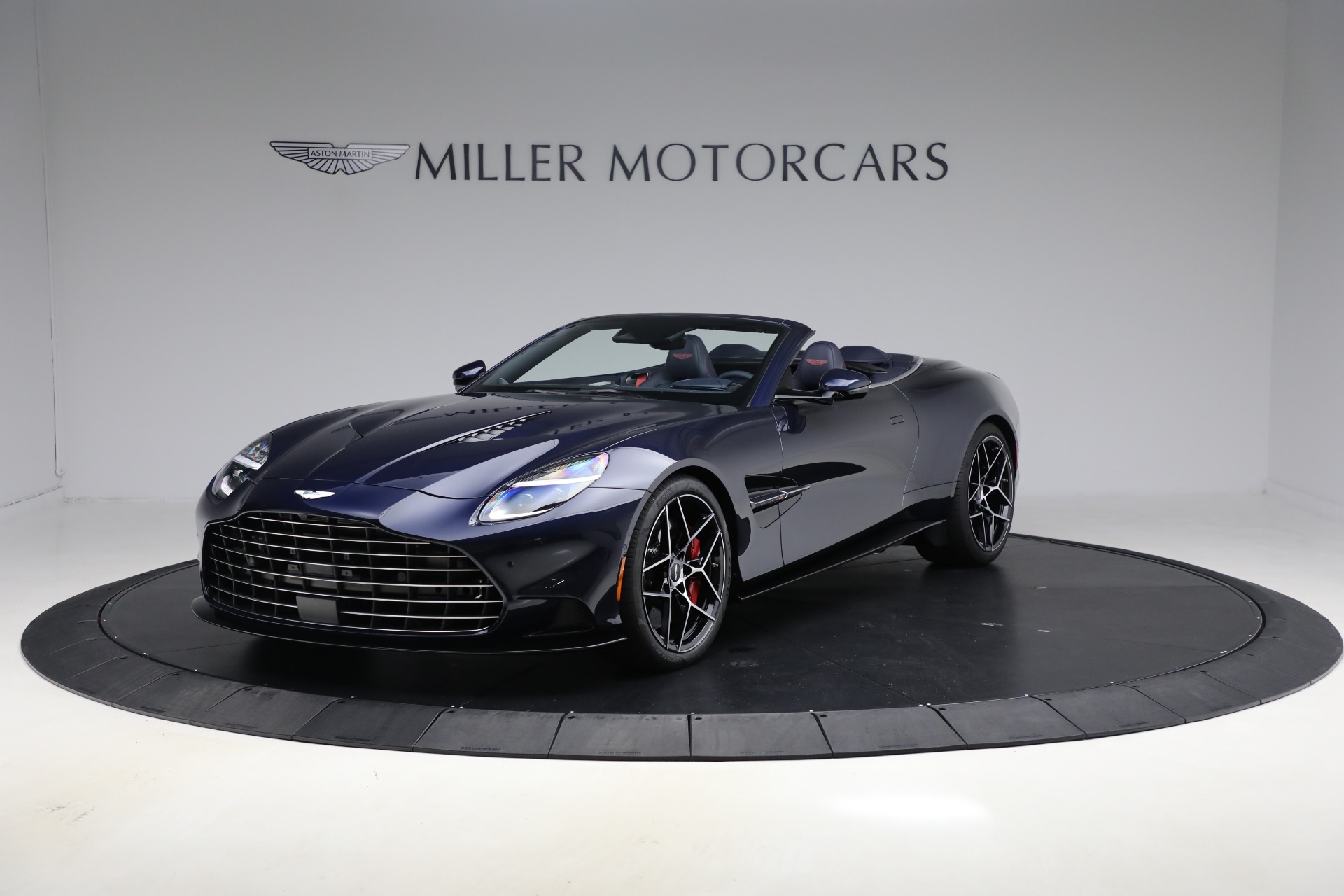 New 2026 Aston Martin Vanquish Volante for sale $558,200 at Maserati of Greenwich in Greenwich CT 06830 1