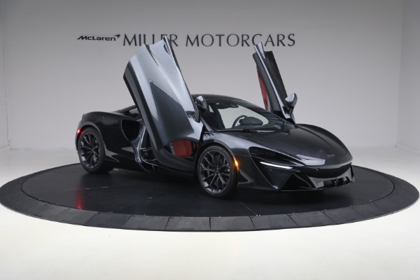 New 2026 McLaren Artura TechLux for sale $298,400 at Maserati of Greenwich in Greenwich CT 06830 20