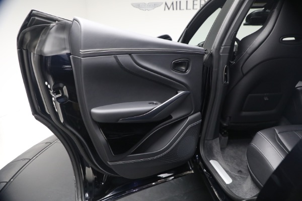 New 2026 Aston Martin DBX 707 for sale $320,800 at Maserati of Greenwich in Greenwich CT 06830 27