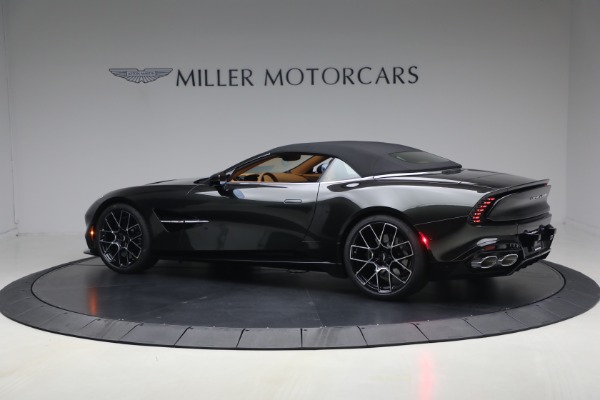 New 2026 Aston Martin Vanquish Volante for sale $581,800 at Maserati of Greenwich in Greenwich CT 06830 16