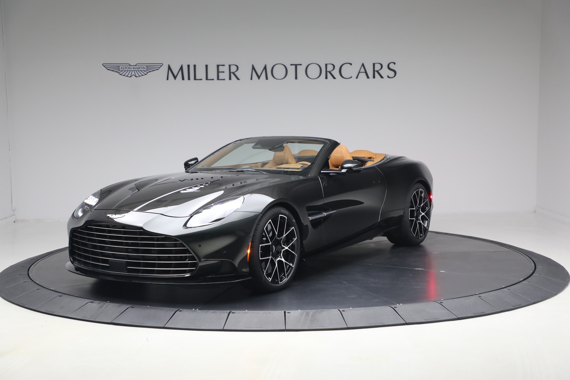 New 2026 Aston Martin Vanquish Volante for sale $581,800 at Maserati of Greenwich in Greenwich CT 06830 1