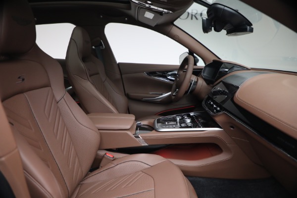 Used 2026 Aston Martin DBX S for sale $274,900 at Maserati of Greenwich in Greenwich CT 06830 18