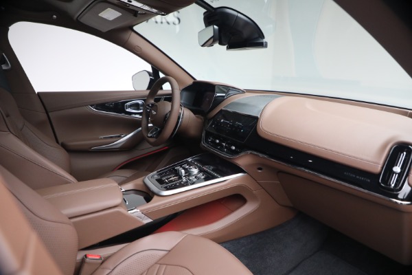 Used 2026 Aston Martin DBX S for sale $274,900 at Maserati of Greenwich in Greenwich CT 06830 19