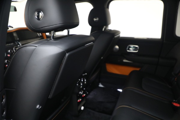 Used 2026 Rolls-Royce Black Badge Cullinan for sale $512,900 at Maserati of Greenwich in Greenwich CT 06830 27