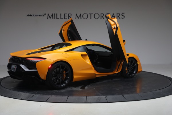 New 2026 McLaren Artura TechLux for sale $314,250 at Maserati of Greenwich in Greenwich CT 06830 17