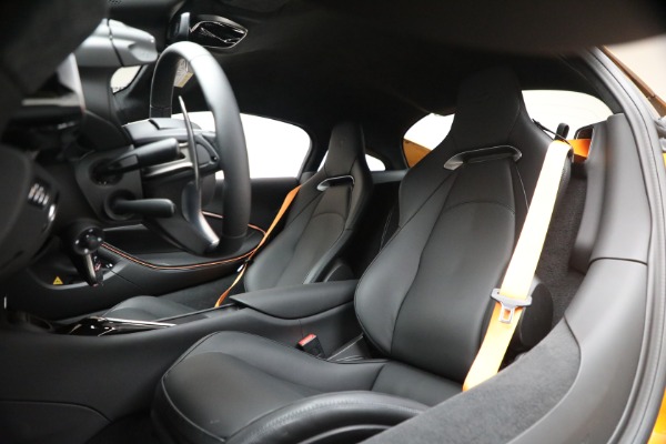 New 2026 McLaren Artura TechLux for sale $314,250 at Maserati of Greenwich in Greenwich CT 06830 20