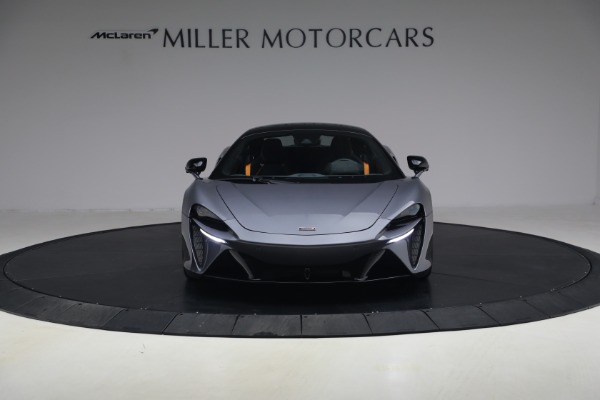 Used 2024 McLaren Artura Performance for sale $191,900 at Maserati of Greenwich in Greenwich CT 06830 13