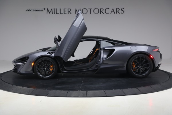 Used 2024 McLaren Artura Performance for sale $191,900 at Maserati of Greenwich in Greenwich CT 06830 16