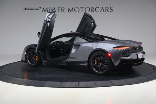 Used 2024 McLaren Artura Performance for sale $191,900 at Maserati of Greenwich in Greenwich CT 06830 17