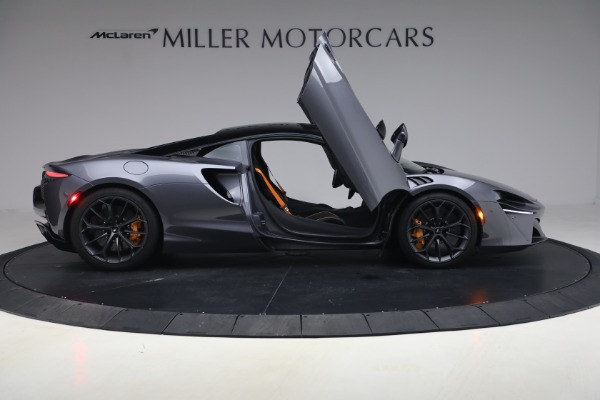 Used 2024 McLaren Artura Performance for sale $191,900 at Maserati of Greenwich in Greenwich CT 06830 20
