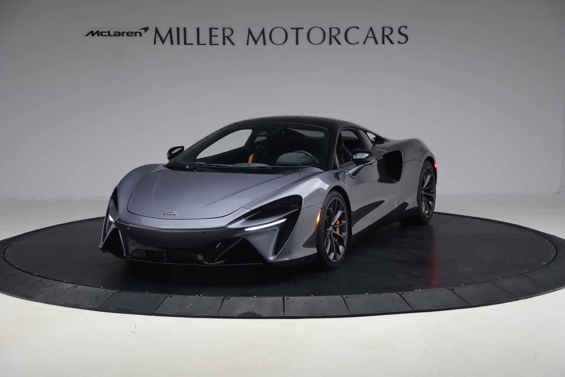 Used 2024 McLaren Artura Performance for sale $191,900 at Maserati of Greenwich in Greenwich CT 06830 1