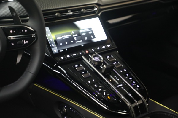New 2026 Aston Martin Vantage S for sale $247,500 at Maserati of Greenwich in Greenwich CT 06830 21