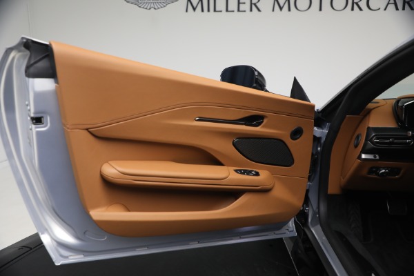 New 2026 Aston Martin Vantage S for sale $249,200 at Maserati of Greenwich in Greenwich CT 06830 13