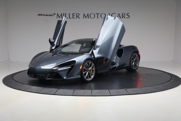 New 2026 McLaren Artura Performance for sale $305,700 at Maserati of Greenwich in Greenwich CT 06830 13