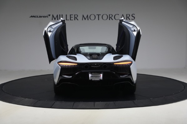 New 2026 McLaren Artura Spider Performance for sale $345,150 at Maserati of Greenwich in Greenwich CT 06830 17