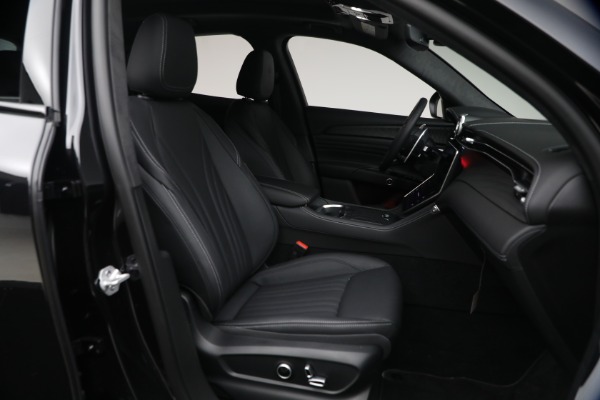 Used 2026 Maserati Grecale Modena V6 for sale $79,881 at Maserati of Greenwich in Greenwich CT 06830 16
