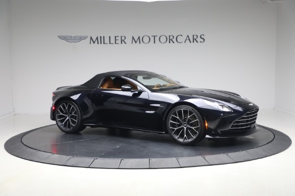 New 2026 Aston Martin Vantage Roadster for sale $260,900 at Maserati of Greenwich in Greenwich CT 06830 22