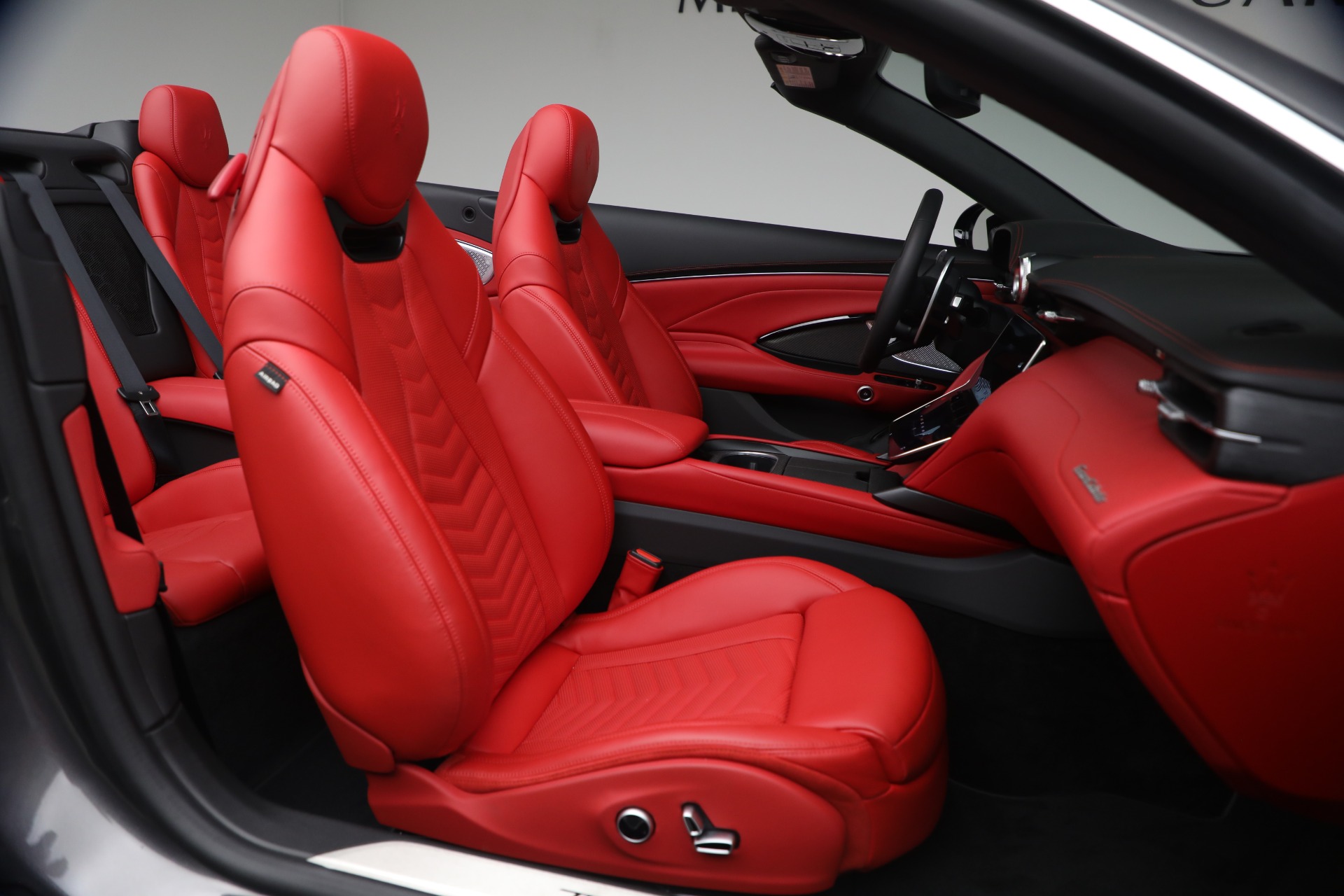 2026 Maserati GranCabrio Base - Photo 21