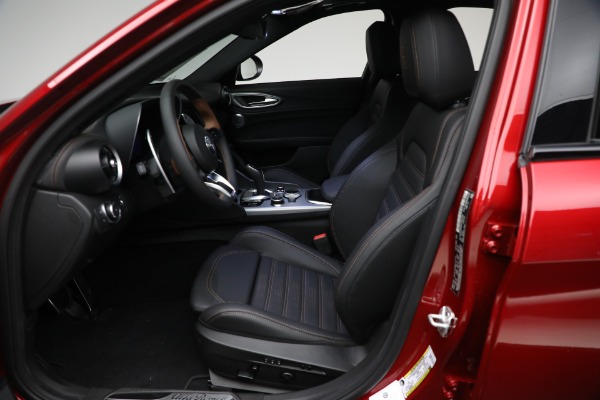 New 2025 Alfa Romeo Giulia Intensa for sale $54,575 at Maserati of Greenwich in Greenwich CT 06830 14