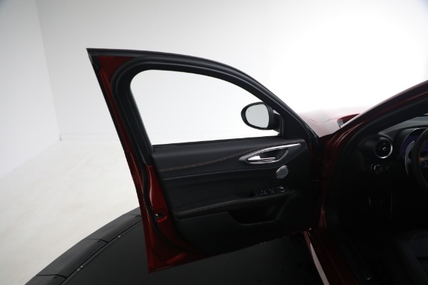 New 2025 Alfa Romeo Giulia Intensa for sale $54,575 at Maserati of Greenwich in Greenwich CT 06830 23